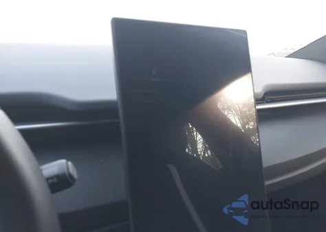 2023 Fisker Ocean One z USA, uszkodzony, nr VIN VCF1ZBU28PG004106